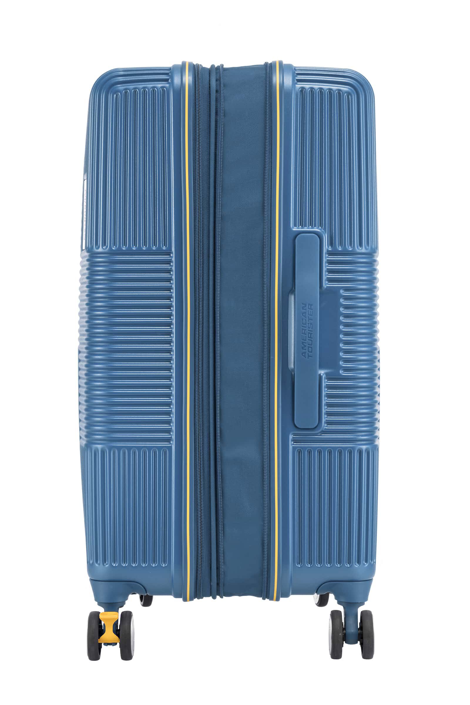 american tourister airliner spinner
