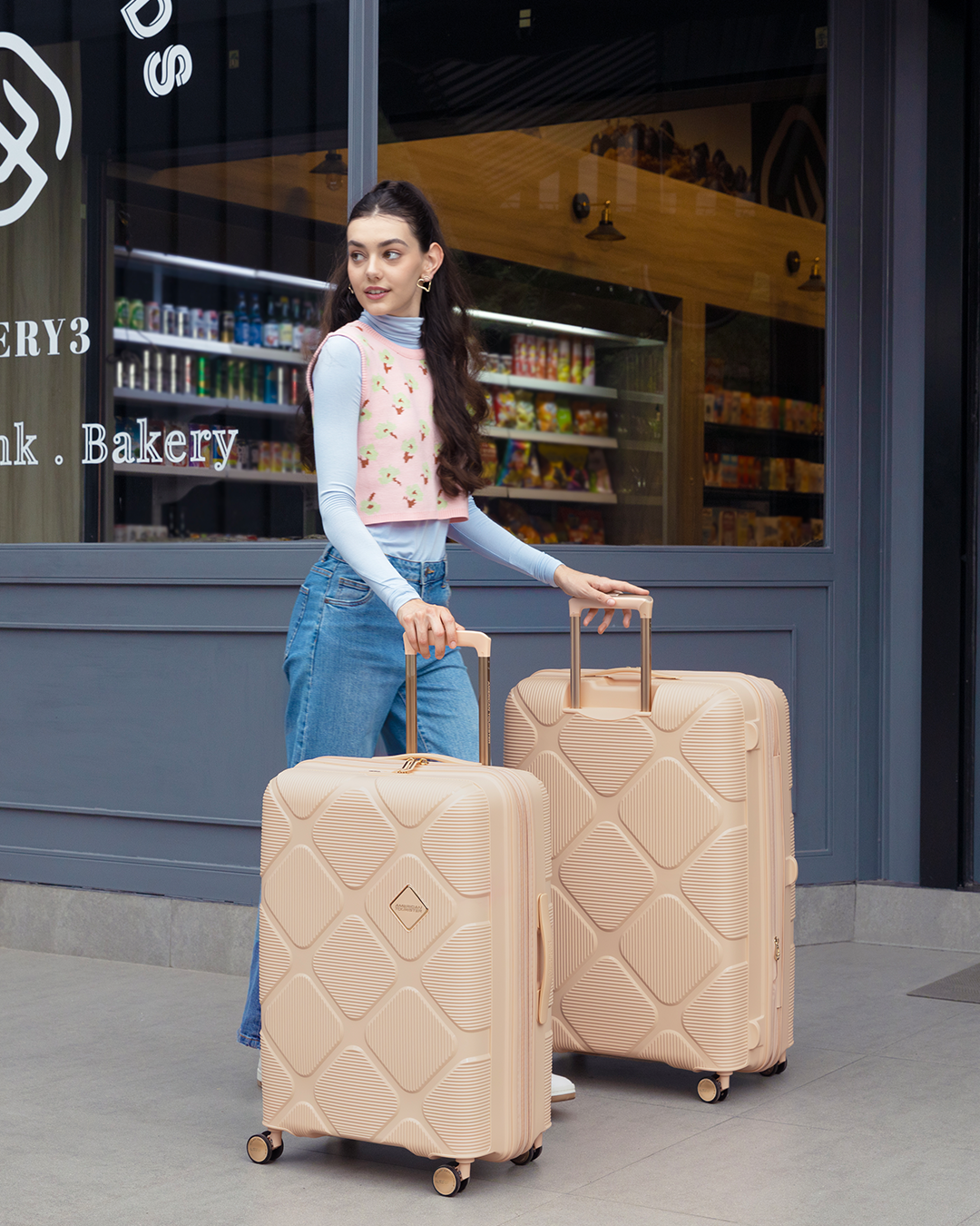INSTAGON SPINNER 81/30 EXP TSA  lifestyle | American Tourister